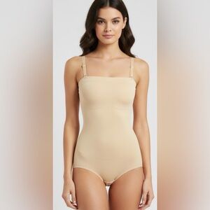 BODY BEAUTIFUL  Nude Seamless Strapless With Adjustable Strap Bodysuit Size S/M